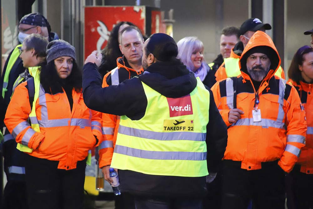 German airport strike causes flight cancellations, delays