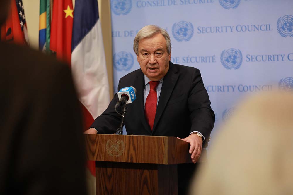 UN chief calls for urgent global action on poverty eradication