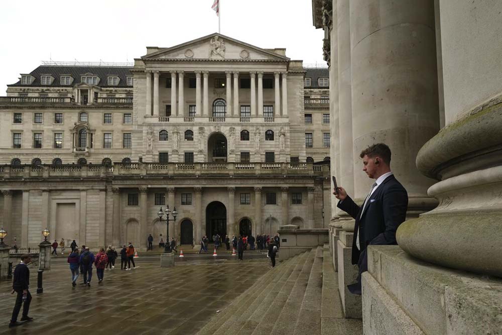 Bank of England makes biggest interest rate hike in 30 years