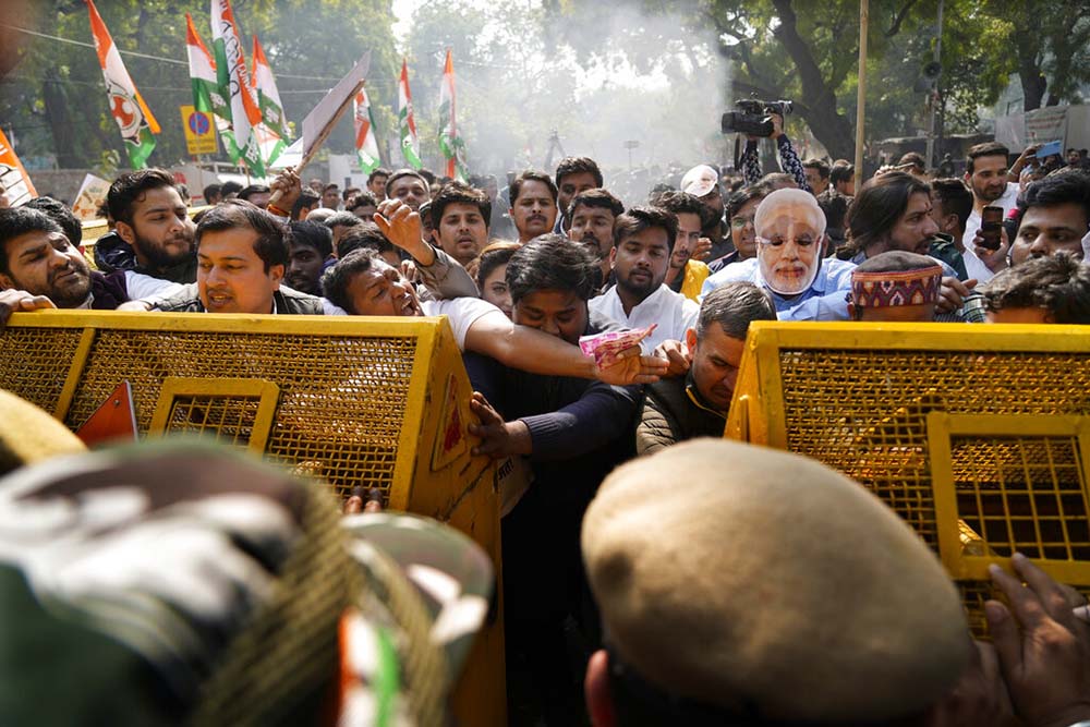 Adani woes spur protests as stock turmoil turns political