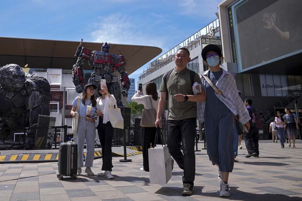 China&#8217;s factory, consumer activity weakens in May, youth unemployment rises