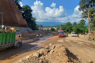 People leaving Kathmandu for Dashain face transport issues