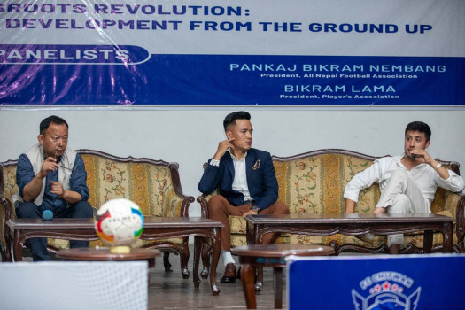 FC Chitwan holds interactive session on football development