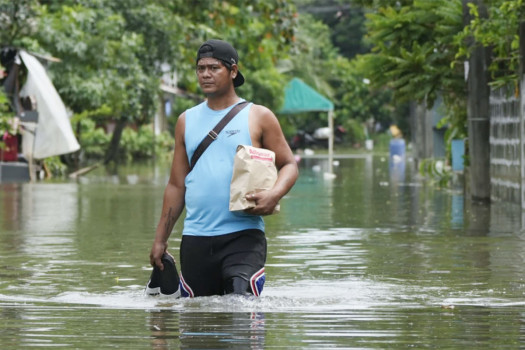 Death toll in Philippine storm rises to 100