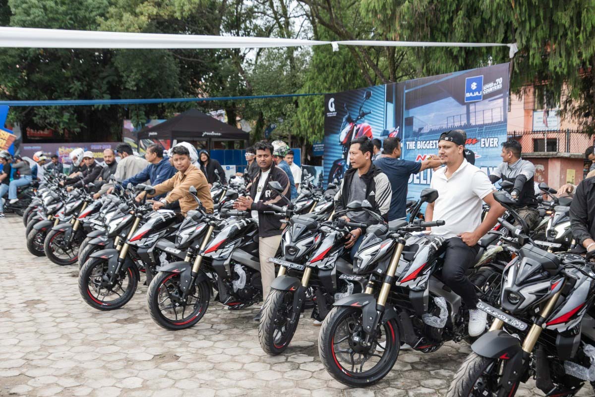 HH & Co commences delivery of Bajaj Pulsar NS400Z in Nepal