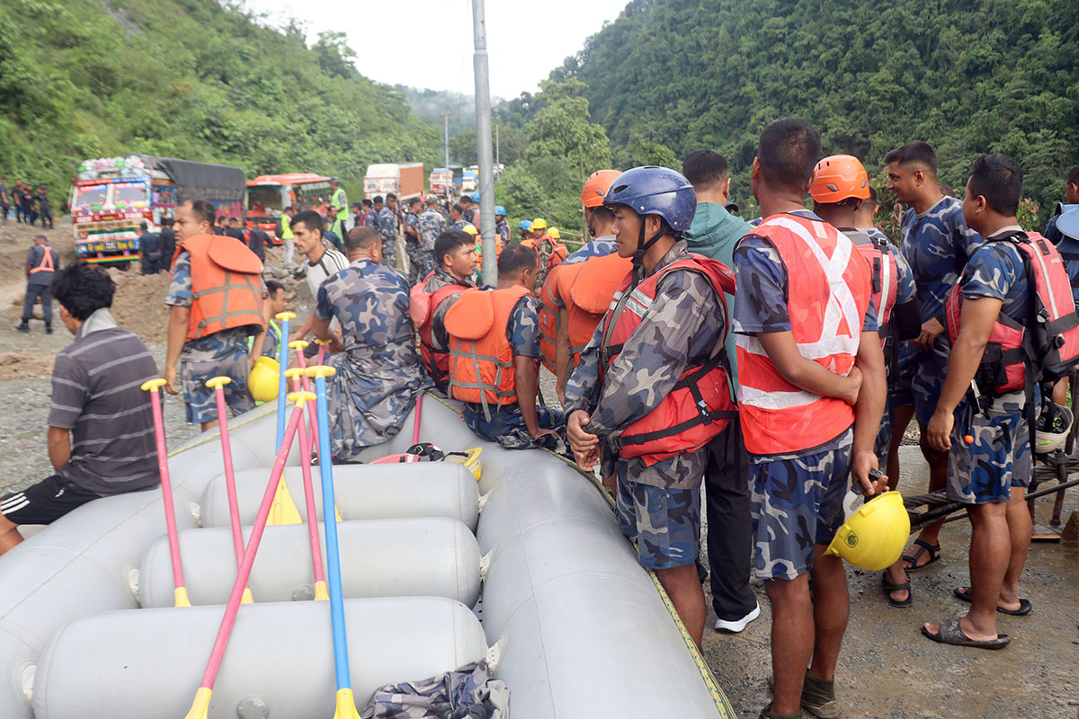 Chitwan-landslide,-buses-missing-(2)-1720761990.jpg