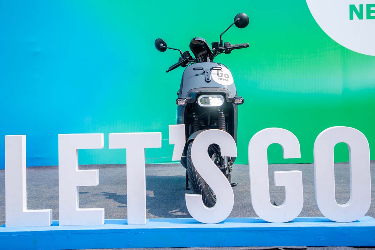 Gogoro,-Nebula-Energy,-Gogoro-CrossOver-GX250,-Electric-scooter-(4)-1714118596.JPG