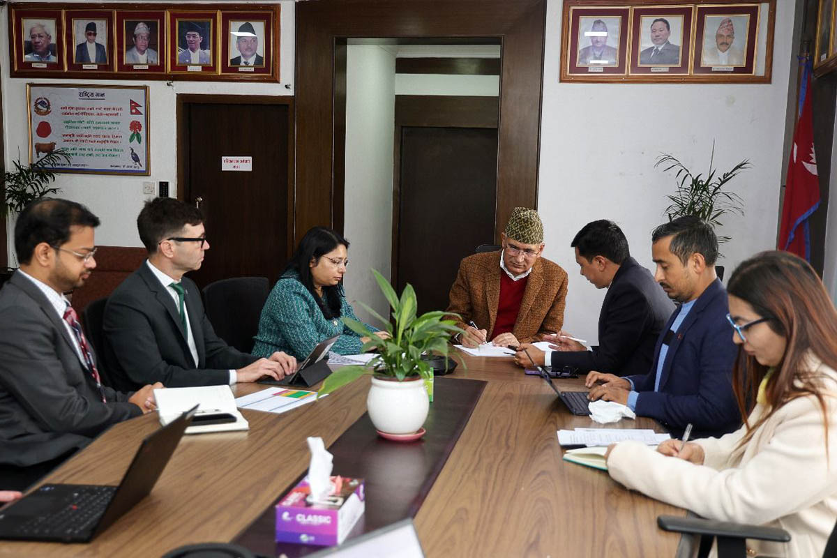 IMF team meets Finance Minister Paudel