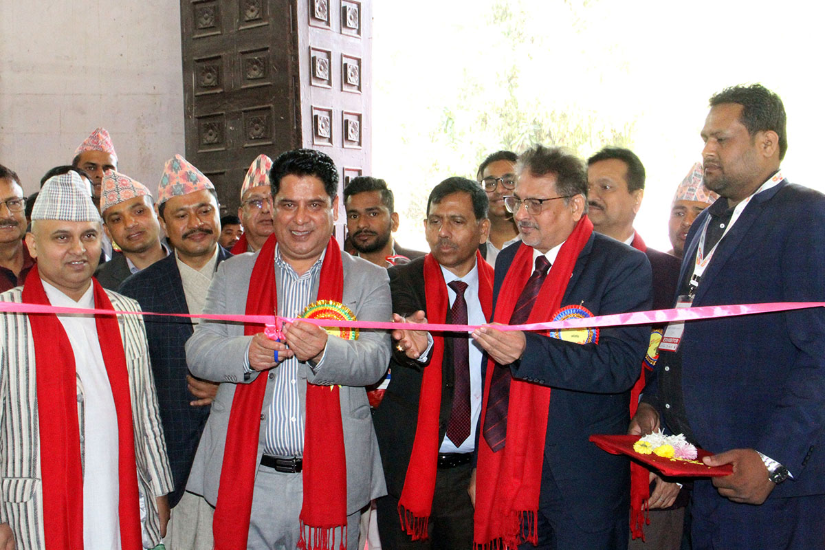 PlastNepal-Expo-2024,-Minister-Damodar-Bhandari-(1)-1732784041.jpg