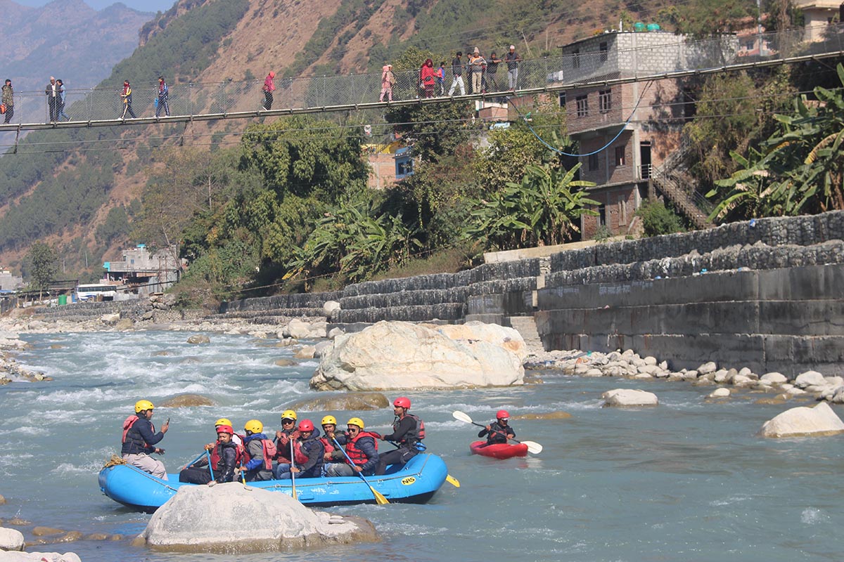 Rafting adventures kick off on Kaligandaki River