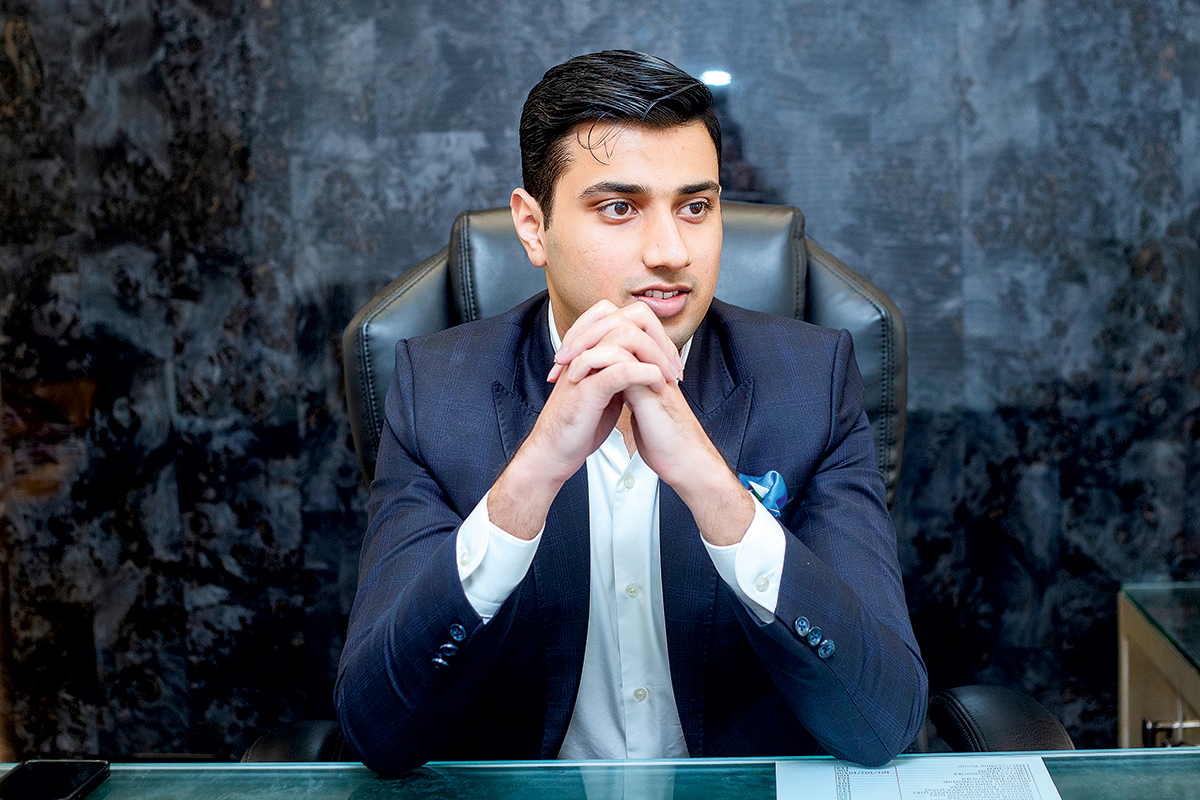 "Entrepreneurial Insights: Siddhant Begani on Branding, Business, and Personal Style"