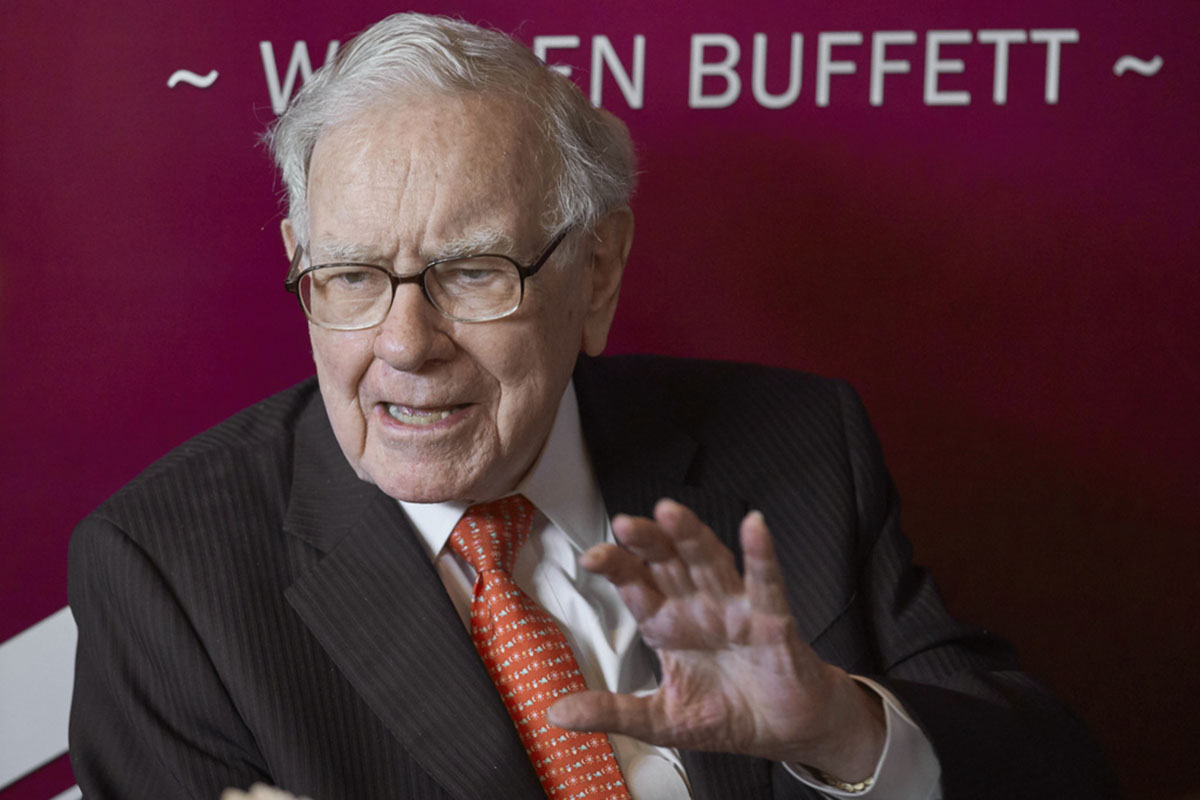 Warren-Buffett,-Chairman-and-CEO-of-Berkshire-Hathaway-1705554949.jpg